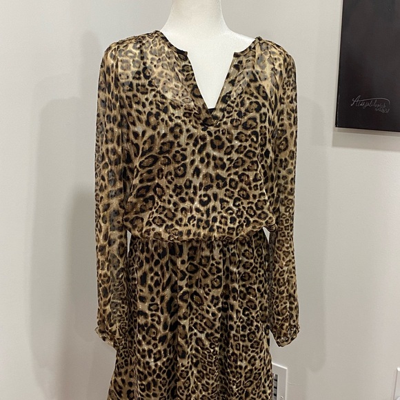 White House Black Market Leopard Print Long Sleeve Dress - Picture 4 of 9